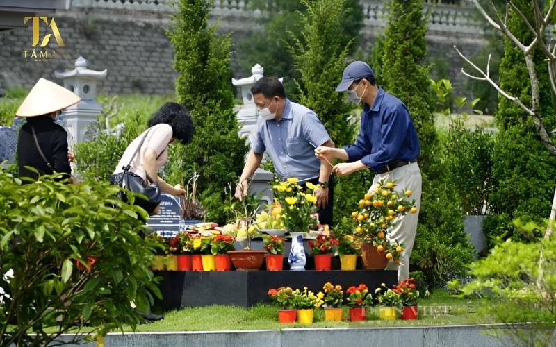 Bài văn khấn chung cho lễ giỗ tại mộ