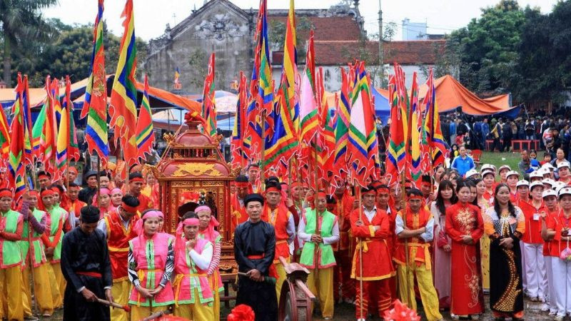 không gian trang nghiêm của lễ cúng Thành hoàng làng