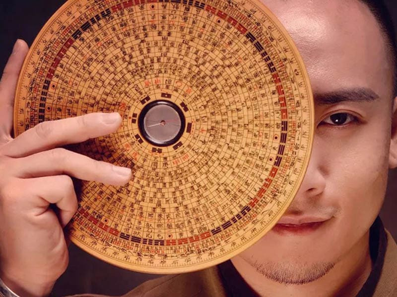 Lời khuyên từ chuyên gia phong thủy về văn khấn di chuyển bàn thờ để sửa nhà