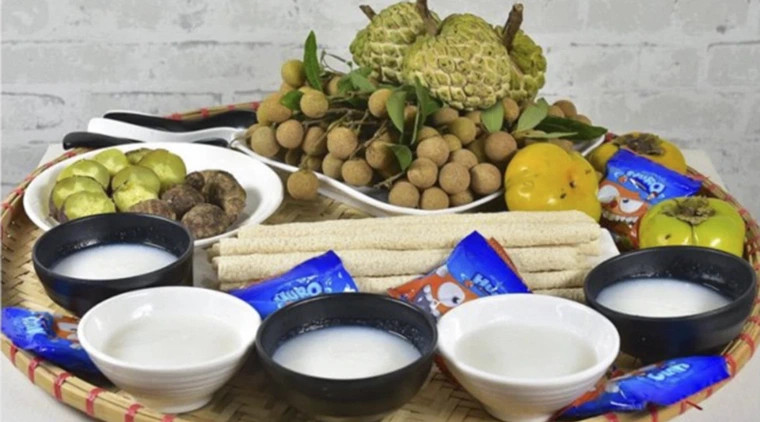 mâm cúng chúng sinh với các lễ vật đơn giản vào rằm tháng 7