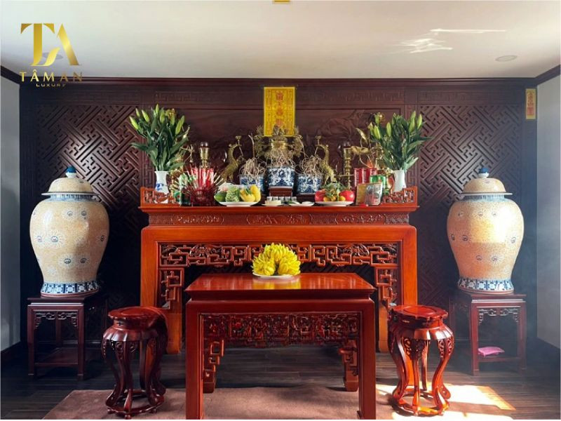 Mâm cúng đầy đủ để làm lễ văn khấn đổi bàn thờ cũ sang bàn thờ mới