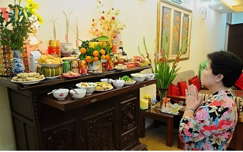 Mâm cúng đầy đủ và bài văn khấn lễ tạ cuối năm trang trọng