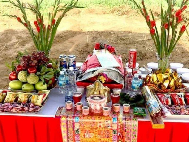 Mẫu văn khấn xin hạ lễ cúng đất đai để cầu mong bình an và phồn thịnh cho gia đình
