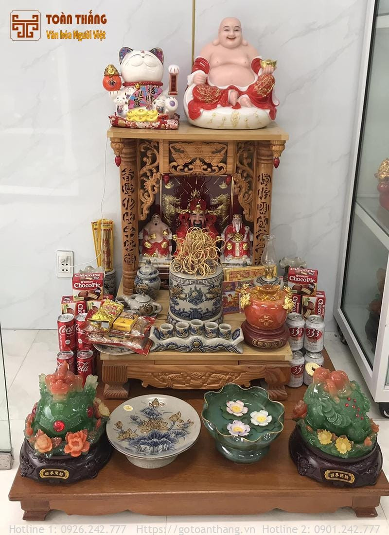 Thực hiện văn khấn ông Thần Tài Thổ Địa vào mùng 1 âm lịch hàng tháng