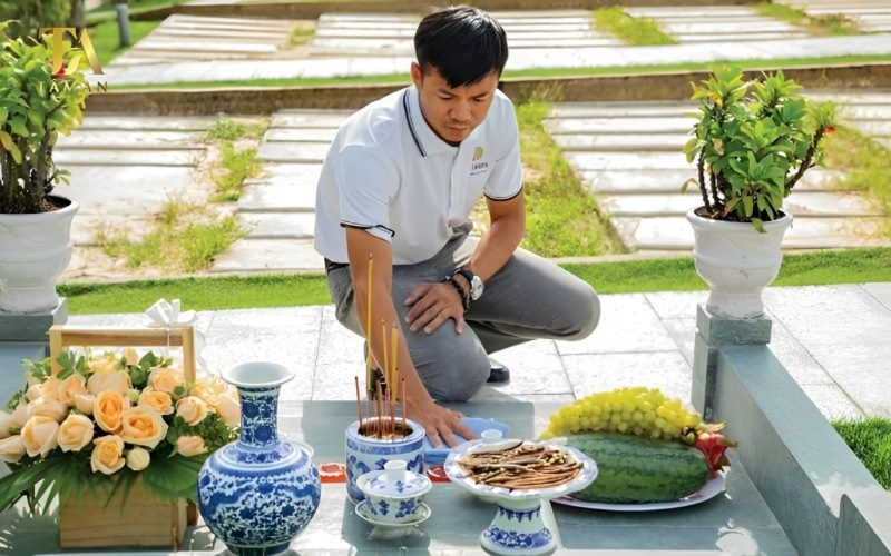 Văn khấn giỗ hết chi tiết và ý nghĩa