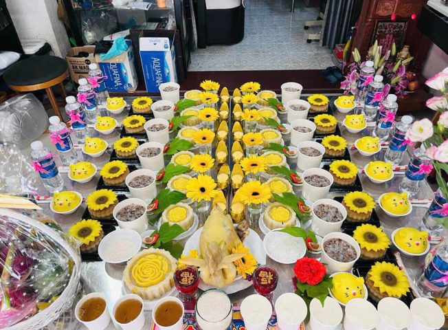 Cách bày mâm cúng mụ cho bé trai