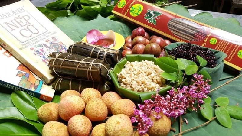 Cầu xin Ngọc Hoàng Đại Đế và chư vị thần tiên trong văn khấn ngoài trời