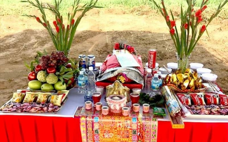 Chuẩn bị đồ cúng lễ động thổ xây nhà cẩn thận, đầy đủ