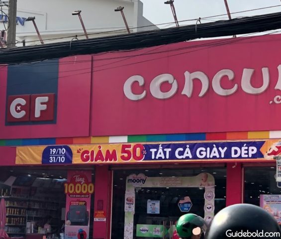 Gìn giữ giá trị truyền thống qua hình ảnh con cháu trong gia đình