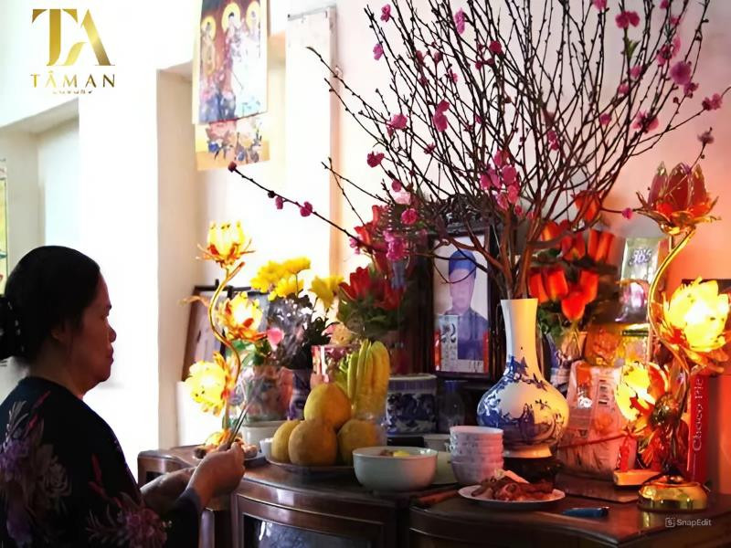 Mẫu văn khấn chuẩn khi an vị bát hương trên bàn thờ gia tiên sau bao sái
