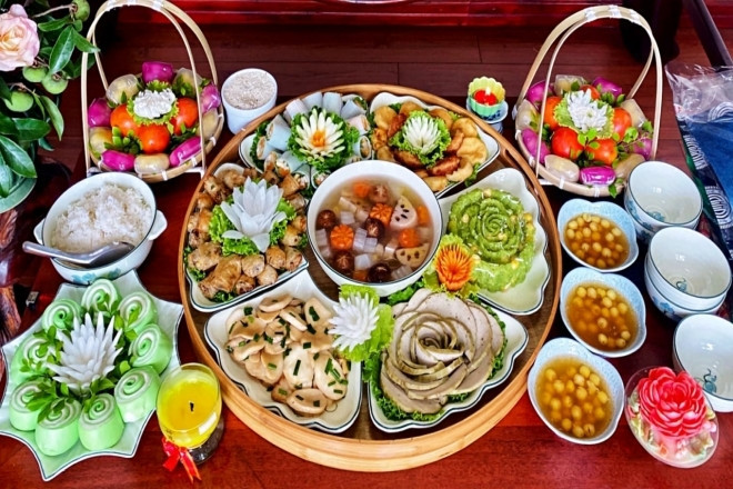 Văn khấn Rằm tháng 7 chi tiết cho thần linh và gia tiên