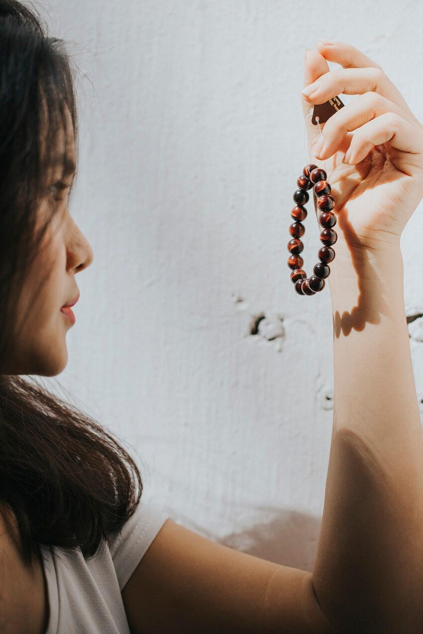 Vòng đá phong thủy 15 hạt mang lại năng lượng tích cực