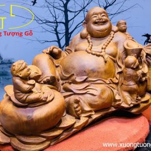 Di Lặc Tan Tiểu Ngồi Đống Tiền