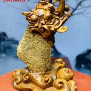 Di Lặc Ngồi Đá Hương Ta