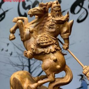 Tượng Quan Công Cưỡi Ngựa