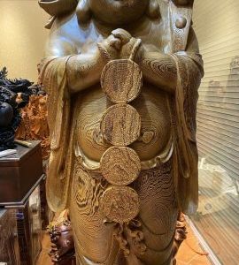 Tượng Di Lặc Chúc Phúc Mun Đuôi Công