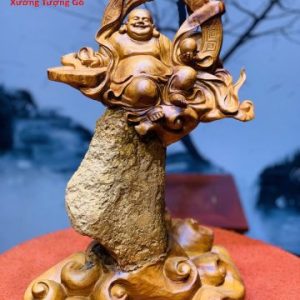 Di Lặc Ngồi Đá Hương Ta