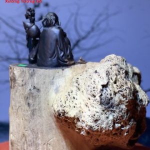 Tượng Ông Thọ Nu Mun
