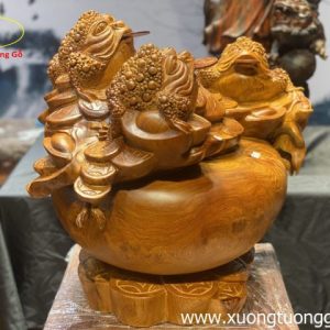Cóc Thiềm Thừ Trấn Chum Tiền
