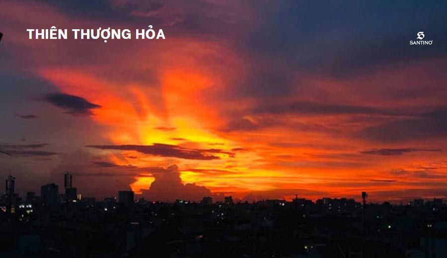 Cặp tượng gỗ trang trí tinh xảo tượng trưng cho sự gắn kết
