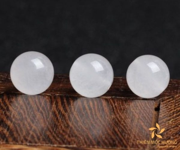 Đồ vật phong thủy với màu sắc hợp tuổi Ất Mùi