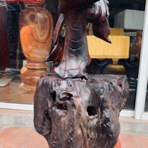 Tượng Khổng Minh Gỗ Trắc