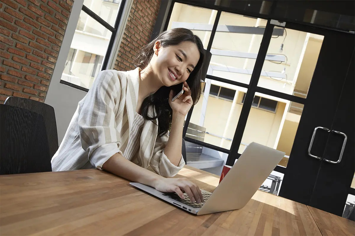 Hình ảnh đại diện cho sự kết hợp hài hòa trong công việc và cuộc sống
