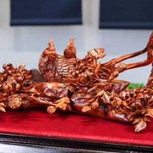 Chim trĩ hoa phù dung gỗ sưa