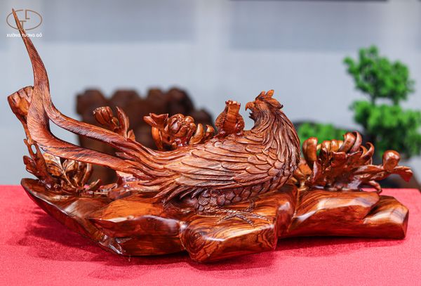 Chim trĩ hoa phù dung gỗ sưa
