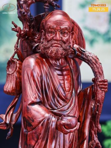 Đạt ma gỗ trắc đứng