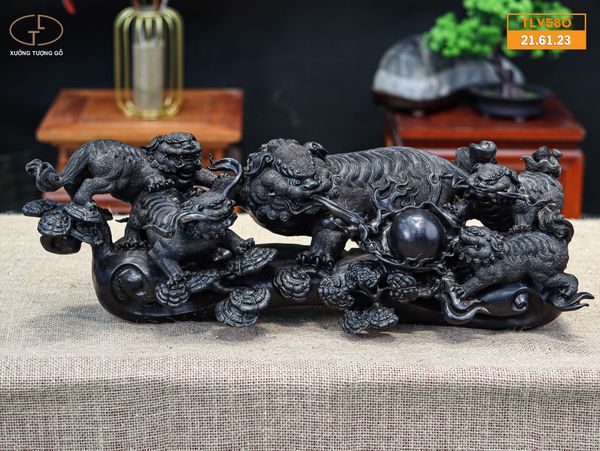 Ngũ lân gỗ tử đàn tím