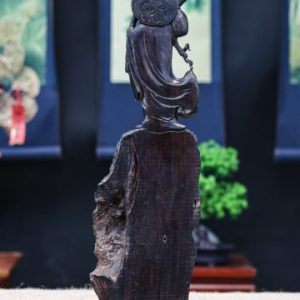 Đạt ma sư tổ gỗ trắc