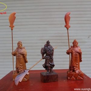 Tượng Quan Công Để Ô Tô Gỗ Hương