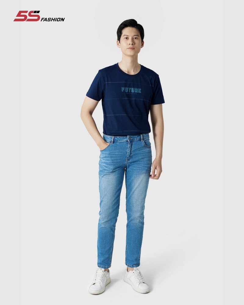 Nam giới 2013 phối áo thun và quần jean