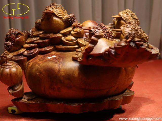 Ngũ Cóc Ngự Chum Tiền Gỗ Hương