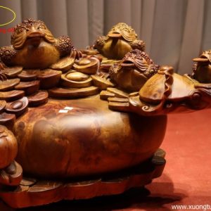 Ngũ Cóc Ngự Chum Tiền Gỗ Hương