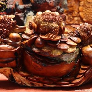 Tượng Ngũ Cóc Ngự Chum Tiền