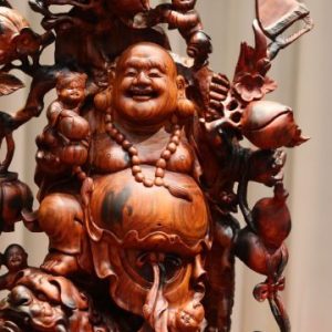 Tượng Phật Di Lặc Ngũ Tiểu Vác Cành Đào Đứng Bao Tiền Song Nghê Gỗ Trắc