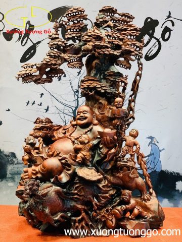 Di Lặc ngũ tiểu ngồi cây tùng hai nghê trắc đỏ đen. Di Lặc ngũ tiểu ngồi cây tùng hai nghê trắc đỏ đen.