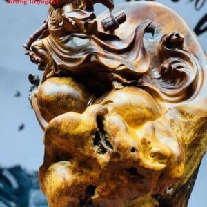 Tượng Đạt Ma Múa Võ Gỗ Nu Hương Tượng Đạt Ma Múa Võ Gỗ Nu Hương