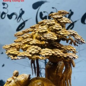 Di Lặc cá chép ngồi cây tùng hương ta. Di Lặc cá chép ngồi cây tùng hương ta.