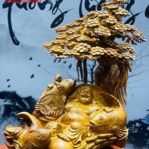 Di Lặc cá chép ngồi cây tùng hương ta. Di Lặc cá chép ngồi cây tùng hương ta.