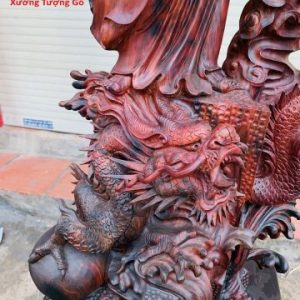 Đạt Ma ngự rồng trắc đỏ đen. Đạt Ma ngự rồng trắc đỏ đen.
