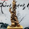 Tượng Đạt Ma ngự rồng gỗ nu hương. Tượng Đạt Ma ngự rồng gỗ nu hương.