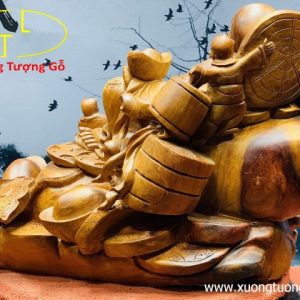 Di Lặc ngũ tiểu ngồi bao tiền.