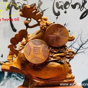 Di lặc ngũ tiểu vác gậy như ý. Di lặc ngũ tiểu vác gậy như ý.