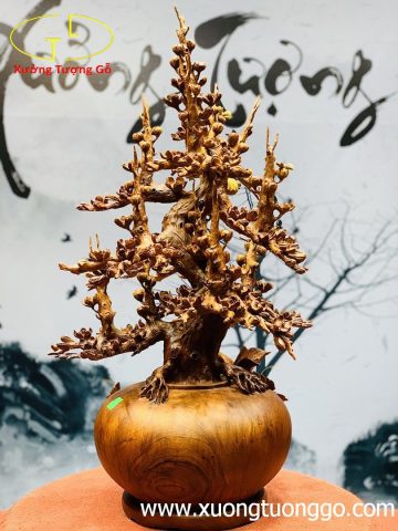 Bình mai gỗ hương. Bình mai gỗ hương.
