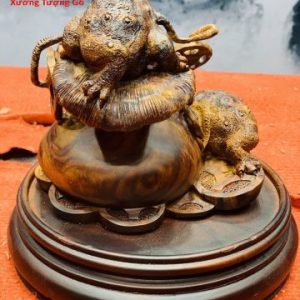 Tam cóc chấn bao tiền gỗ sưa