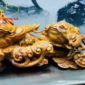 Cầu ngũ cóc gỗ sưa. Cầu ngũ cóc gỗ sưa.