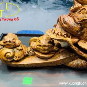 Cầu ngũ cóc gỗ sưa. Cầu ngũ cóc gỗ sưa.
